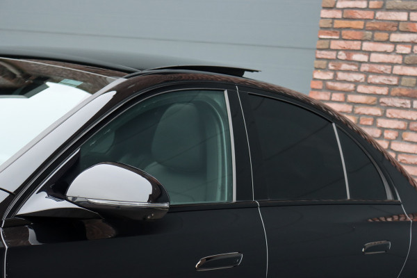 Mercedes-Benz E-Klasse AMG 53 4MATIC+ Premium | 612pk | Hyperscreen | Achterasbesturing | Distronic+ | Burmester | HUD | Digital Light | Stoelventilatie | Surround Camera | Keyless Go | Soft-Close |