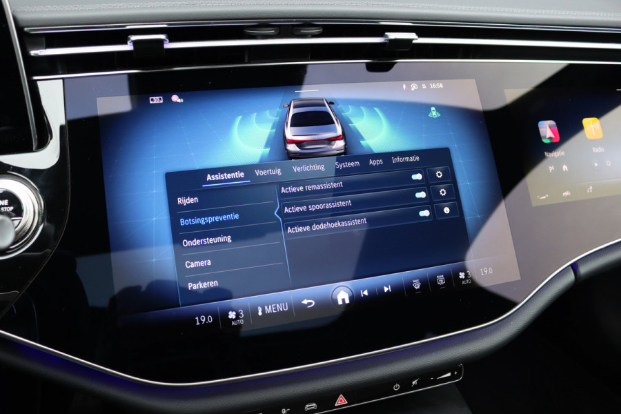 Mercedes-Benz E-Klasse AMG 53 4MATIC+ Premium | 612pk | Hyperscreen | Achterasbesturing | Distronic+ | Burmester | HUD | Digital Light | Stoelventilatie | Surround Camera | Keyless Go | Soft-Close |