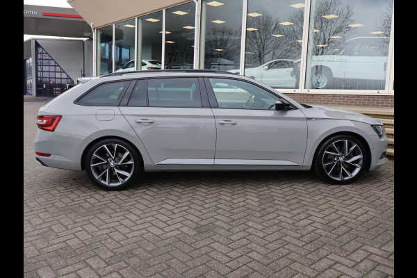Škoda Superb Combi 1.4 TSI ACT 150 PK SPORTLINE DSG AUT. *STEEL GREY* + WEGKL. TREKHAAK | PANORAMA | 19 INCH | CANTON | ADAPTIVE CRUISE | ALCANTARA
