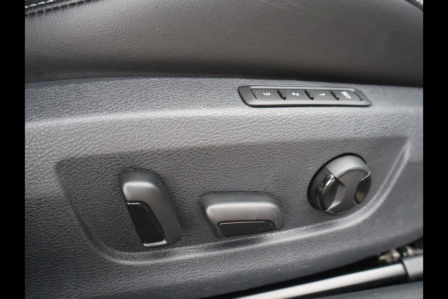 Škoda Superb Combi 1.4 TSI ACT 150 PK SPORTLINE DSG AUT. *STEEL GREY* + WEGKL. TREKHAAK | PANORAMA | 19 INCH | CANTON | ADAPTIVE CRUISE | ALCANTARA