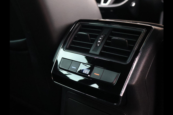 Škoda Superb Combi 1.4 TSI ACT 150 PK SPORTLINE DSG AUT. *STEEL GREY* + WEGKL. TREKHAAK | PANORAMA | 19 INCH | CANTON | ADAPTIVE CRUISE | ALCANTARA