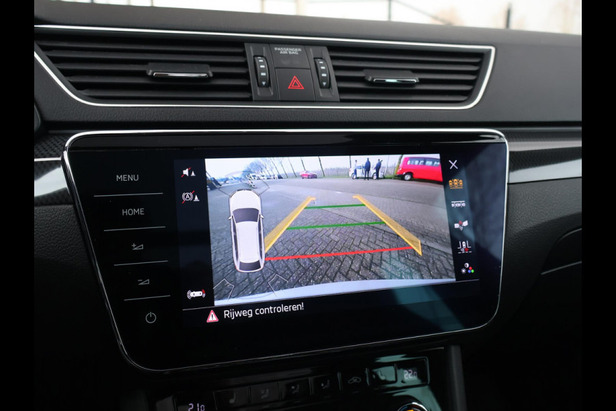 Škoda Superb Combi 1.4 TSI ACT 150 PK SPORTLINE DSG AUT. *STEEL GREY* + WEGKL. TREKHAAK | PANORAMA | 19 INCH | CANTON | ADAPTIVE CRUISE | ALCANTARA