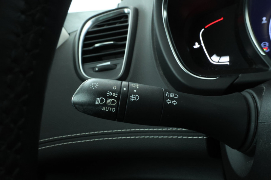 Renault Grand Scénic 1.3 TCe Intens 7p. Adaptieve Cruise, Black Edition, Navigatie