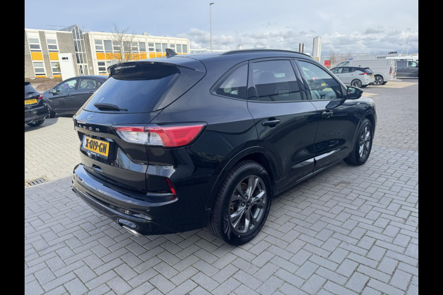 Ford Kuga 1.5 EcoBoost ST-Line 150pk | Winterpack | 19 inch lichtmetalen velgen | elektrisch bedienbare achterklep