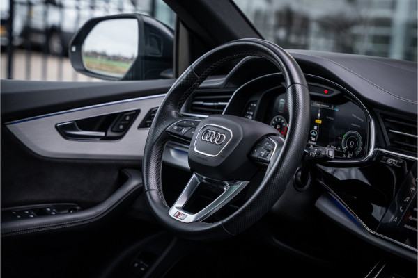 Audi Q8 55 TFSIe quattro Pro Line S ** Panodak ** Memory ** B&O ** Trekhaak