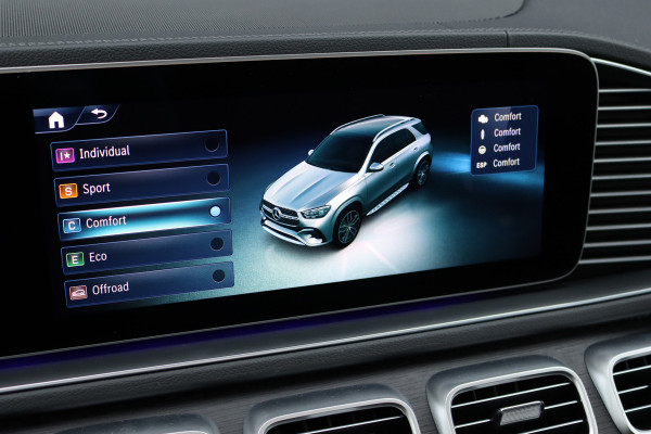 Mercedes-Benz GLE 450 d 4MATIC AMG Line Premium | Luchtvering | Distronic+ | Trekhaak | Stoelventilatie | Burmester | Verwarmd Stuurwiel | Standkachel | Panoramadak | Nappa Leder |