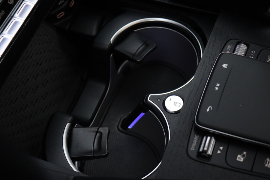 Mercedes-Benz GLE 450 d 4MATIC AMG Line Premium | Luchtvering | Distronic+ | Trekhaak | Stoelventilatie | Burmester | Verwarmd Stuurwiel | Standkachel | Panoramadak | Nappa Leder |