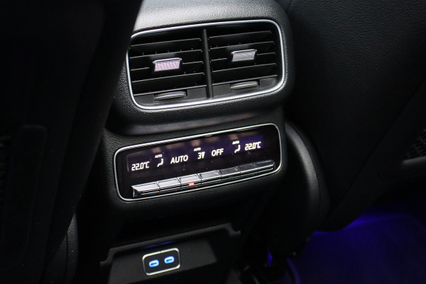Mercedes-Benz GLE 450 d 4MATIC AMG Line Premium | Luchtvering | Distronic+ | Trekhaak | Stoelventilatie | Burmester | Verwarmd Stuurwiel | Standkachel | Panoramadak | Nappa Leder |