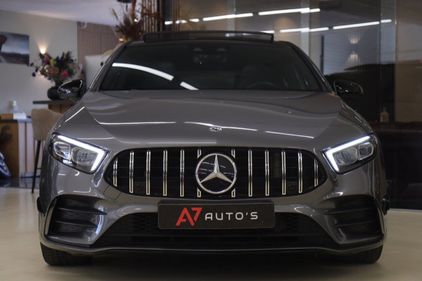 Mercedes-Benz A-Klasse 200 Business Solution AMG PANO/CAM/LANEASSIST/ACC/STOELVER/SFEERVER/VOL