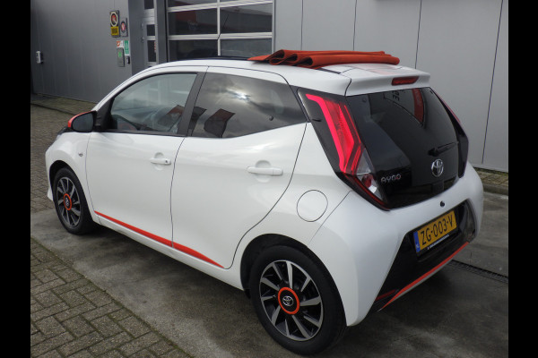 Toyota Aygo 1.0 VVT-i x-otic, Open Dak, Camera, NL/NAP, Compleet!