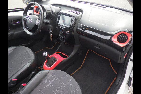 Toyota Aygo 1.0 VVT-i x-otic, Open Dak, Camera, NL/NAP, Compleet!