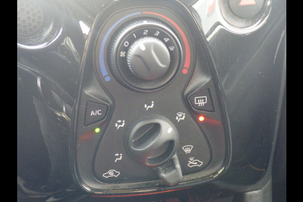 Toyota Aygo 1.0 VVT-i x-otic, Open Dak, Camera, NL/NAP, Compleet!