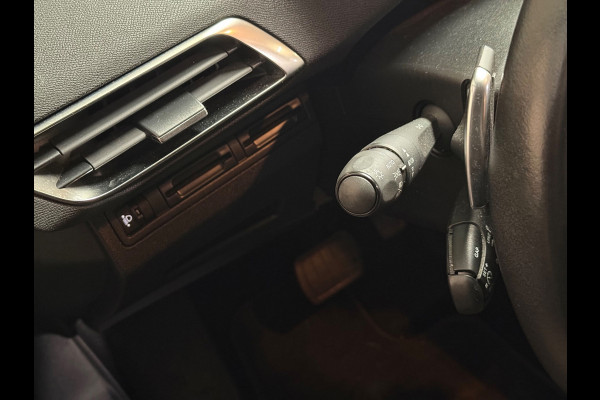Peugeot 3008 1.2 Blue Lease Premium Avantage | Carplay | Camera | Led