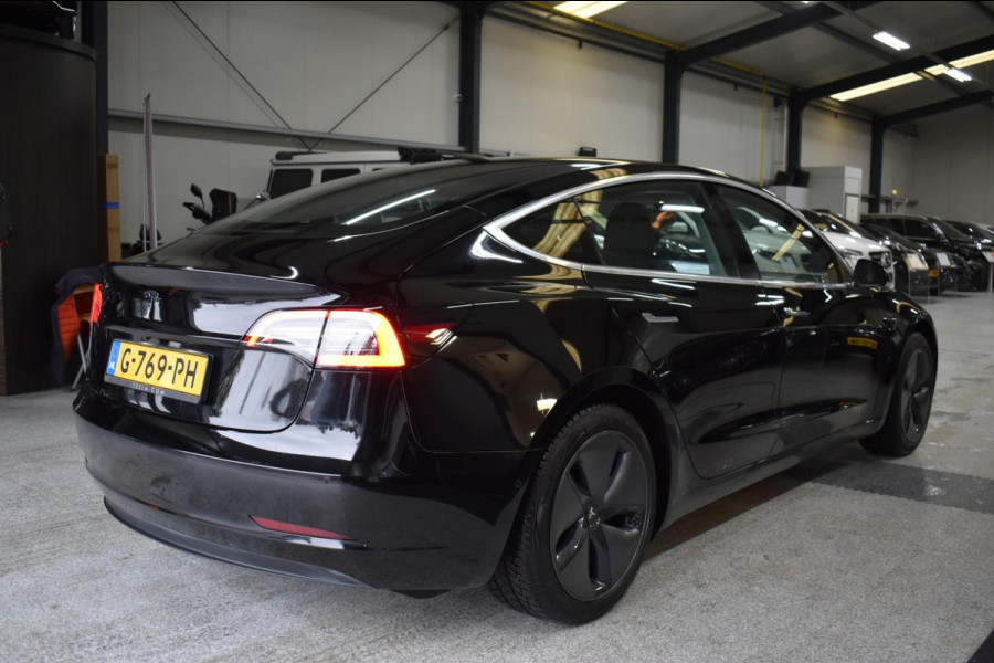 Tesla Model 3 Standard RWD Plus 60 kWh / Leder / AutoPilot 3 / Self Driving / APK /