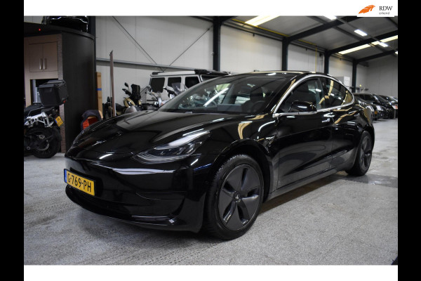 Tesla Model 3 Standard RWD Plus 60 kWh / Leder / AutoPilot 3 / Self Driving / APK /