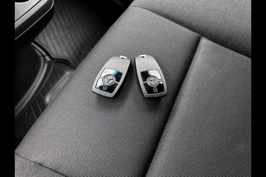 Mercedes-Benz Sprinter 319 1.9 CDI L2 Pro 3500kg Trekhaak Navigatie Parkeerpakket Carplay Betimmering BPM vrij Stoelverwarming