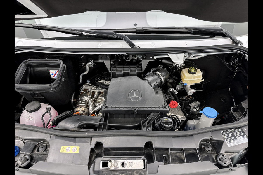 Mercedes-Benz Sprinter 319 1.9 CDI L2 Pro 3500kg Trekhaak Navigatie Parkeerpakket Carplay Betimmering BPM vrij Stoelverwarming