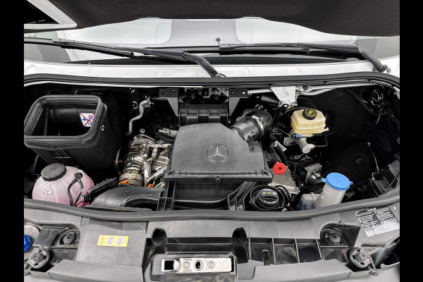 Mercedes-Benz Sprinter 319 1.9 CDI L2 Pro 3500kg Trekhaak Navigatie Parkeerpakket Carplay Betimmering BPM vrij Stoelverwarming