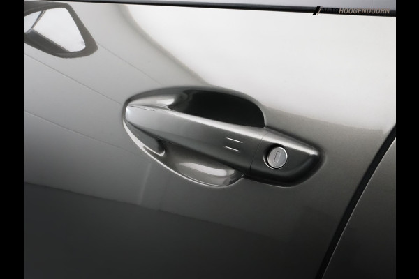 Peugeot 3008 1.6 HYbrid 225 Blue Lease Premium Luxe (ACHTERUITRIJCAMERA,DODEHOEK,APPLE CARPLAY,CRUISE,LED,NAVIGATIE,TOPCONDITITIE)