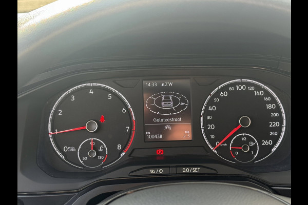 Volkswagen Polo 1.0 Trendline - Navigatie I Airco I PDC I LED I Nwe Sport velgen 18 inch I Veiligheid pakket I Trekhaak