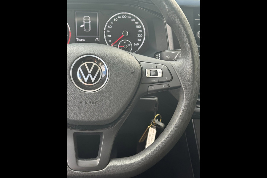Volkswagen Polo 1.0 Trendline - Navigatie I Airco I PDC I LED I Nwe Sport velgen 18 inch I Veiligheid pakket I Trekhaak