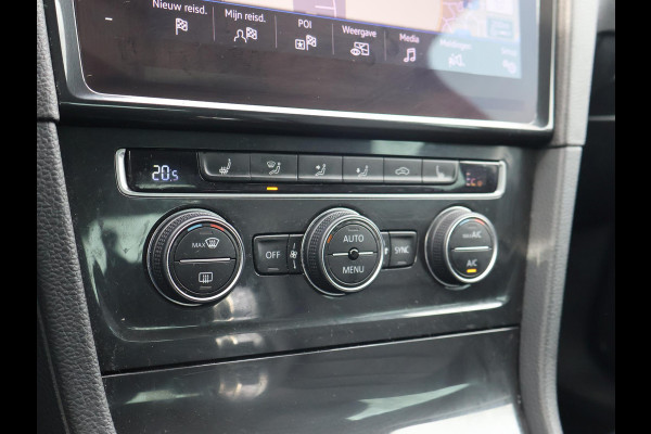 Volkswagen e-Golf + LEDER SPORTINTERIEUR | VIRTUAL COCKPIT | ADAPTIVE CRUISE | LED | CAMERA | STOELVERW. | APPLE CARPLAY