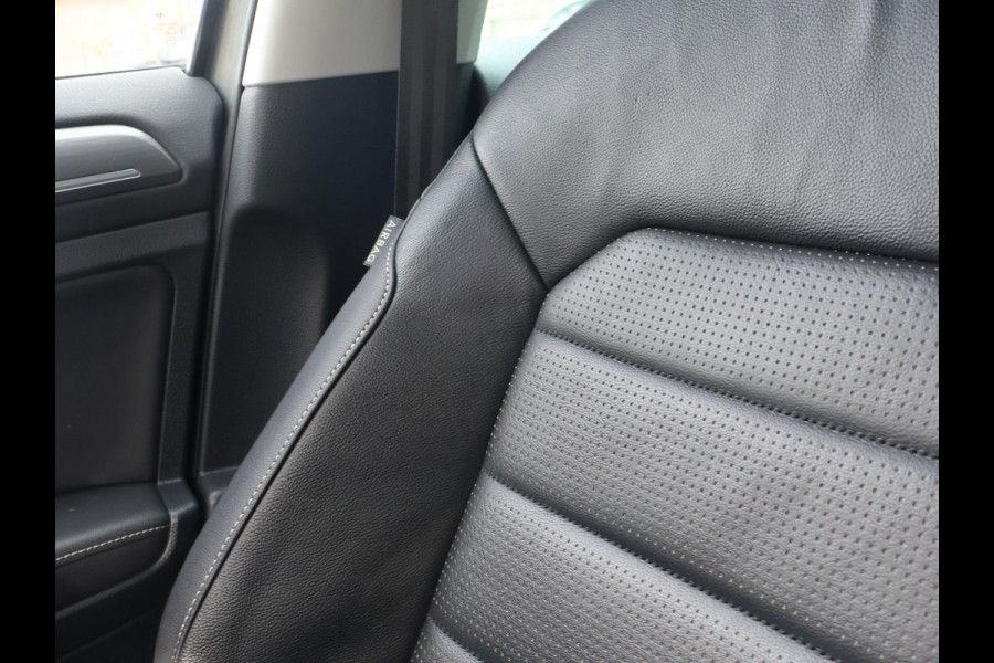 Volkswagen e-Golf + LEDER SPORTINTERIEUR | VIRTUAL COCKPIT | ADAPTIVE CRUISE | LED | CAMERA | STOELVERW. | APPLE CARPLAY