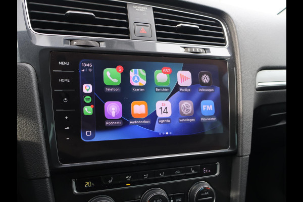 Volkswagen e-Golf + LEDER SPORTINTERIEUR | VIRTUAL COCKPIT | ADAPTIVE CRUISE | LED | CAMERA | STOELVERW. | APPLE CARPLAY