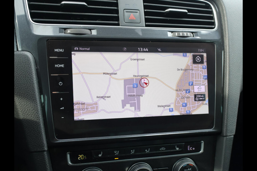 Volkswagen e-Golf + LEDER SPORTINTERIEUR | VIRTUAL COCKPIT | ADAPTIVE CRUISE | LED | CAMERA | STOELVERW. | APPLE CARPLAY