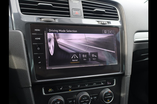 Volkswagen e-Golf + LEDER SPORTINTERIEUR | VIRTUAL COCKPIT | ADAPTIVE CRUISE | LED | CAMERA | STOELVERW. | APPLE CARPLAY