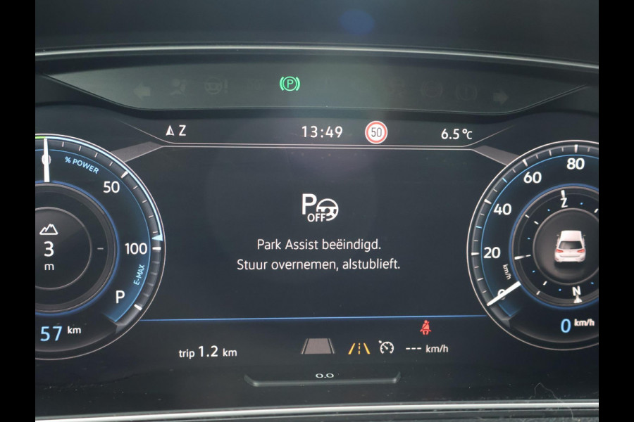 Volkswagen e-Golf + LEDER SPORTINTERIEUR | VIRTUAL COCKPIT | ADAPTIVE CRUISE | LED | CAMERA | STOELVERW. | APPLE CARPLAY
