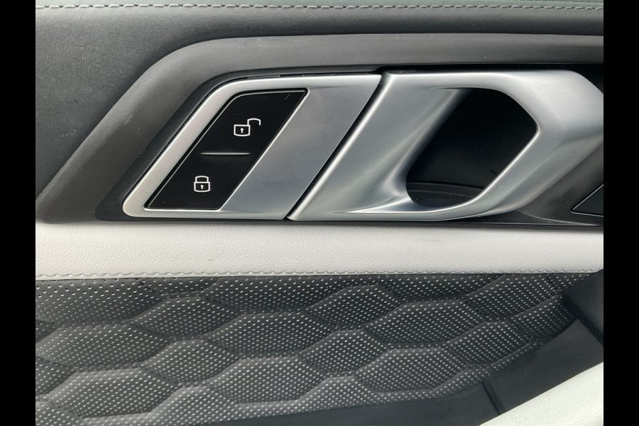 BMW X6 M Competition 626PK BTW Bowers&Wilkins Pano Nachtzicht Massage Stoelverw+Koeling BOMVOL!