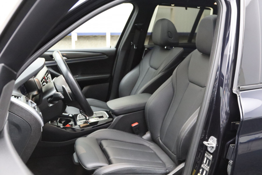 BMW X3 xDrive30e High Executive M-Sport 293 PK PHEV, Panoramadak, Harman / Kardon Sound, Memory,