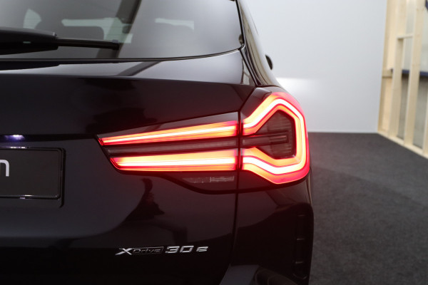 BMW X3 xDrive30e High Executive M-Sport 293 PK PHEV, Panoramadak, Harman / Kardon Sound, Memory,