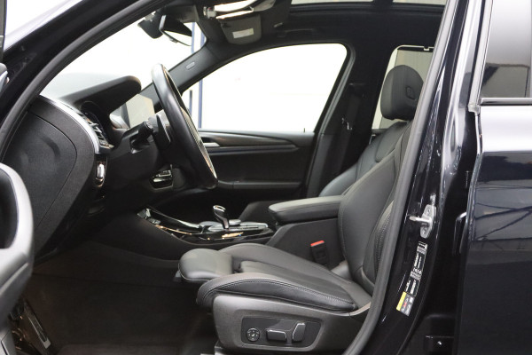 BMW X3 xDrive30e High Executive M-Sport 293 PK PHEV, Panoramadak, Harman / Kardon Sound, Memory,