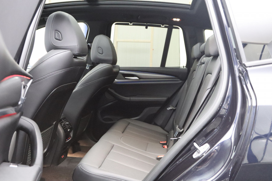 BMW X3 xDrive30e High Executive M-Sport 293 PK PHEV, Panoramadak, Harman / Kardon Sound, Memory,