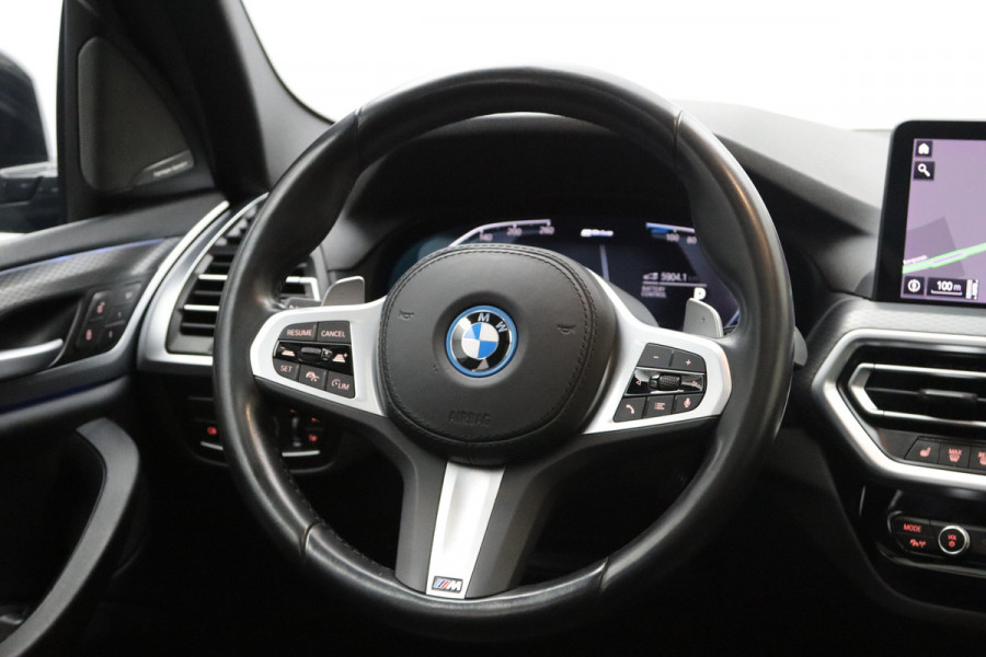 BMW X3 xDrive30e High Executive M-Sport 293 PK PHEV, Panoramadak, Harman / Kardon Sound, Memory,