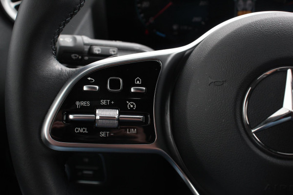 Mercedes-Benz GLA 200 163pk DCT Automaat Progressive Navigatie Climate Control Camera Electrisch bedienbare achterklep Half Leder Led Dab Ambienteverlichting