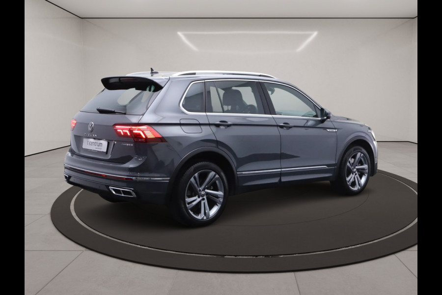 Volkswagen Tiguan 1.4 TSI eHybrid R-Line 245 PK Business PHEV, Panoramadak, Leder, 360 Camera, Carplay, Memory