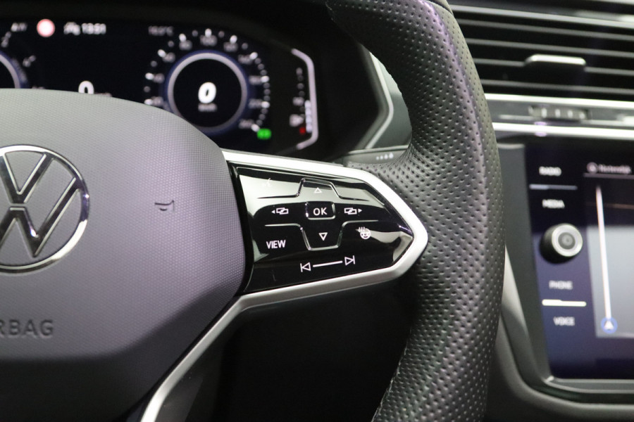 Volkswagen Tiguan 1.4 TSI eHybrid R-Line 245 PK Business PHEV, Panoramadak, Leder, 360 Camera, Carplay, Memory