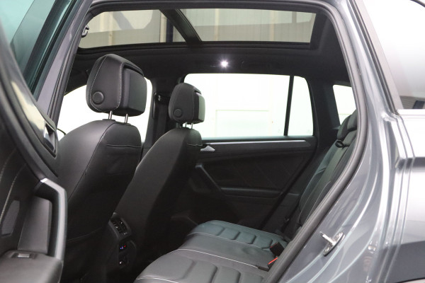 Volkswagen Tiguan 1.4 TSI eHybrid R-Line 245 PK Business PHEV, Panoramadak, Leder, 360 Camera, Carplay, Memory