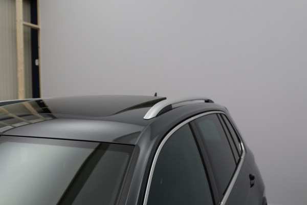 Volkswagen Tiguan 1.4 TSI eHybrid R-Line 245 PK Business PHEV, Panoramadak, Leder, 360 Camera, Carplay, Memory