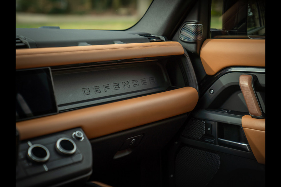 Land Rover Defender 110 3.0 P400 110 X-Dynamic HSE | Meridian | Pano-dak | Luchtvering | Head-up
