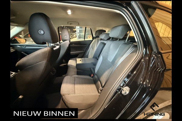 Škoda Octavia Combi 1.0 TSI Business Edition. Navi. Apple-carplay.Trekhaak. Dealer onderhouden met NAP