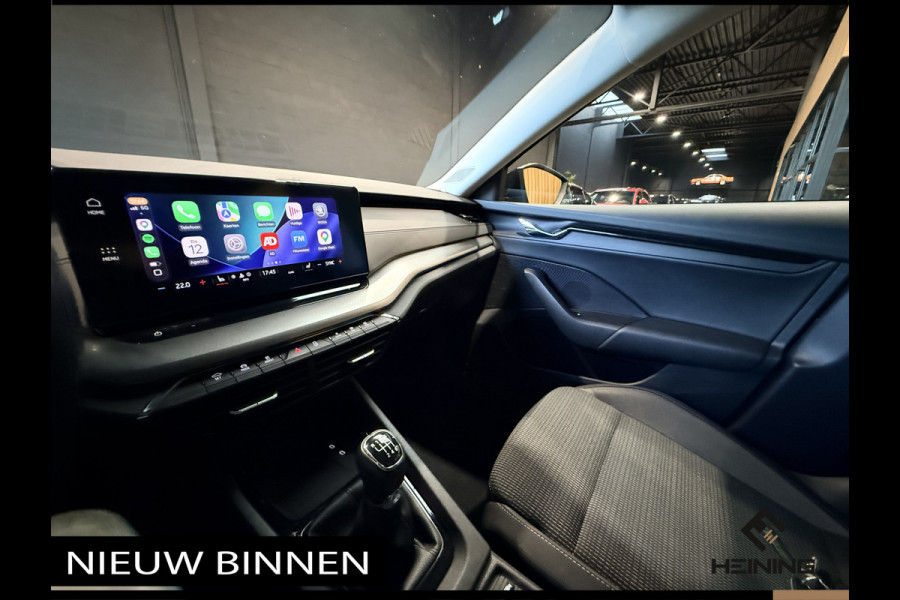 Škoda Octavia Combi 1.0 TSI Business Edition. Navi. Apple-carplay.Trekhaak. Dealer onderhouden met NAP