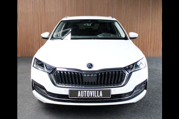 Škoda Octavia Combi 1.4 TSI iV PHEV HUD Leder Memory Camera ACC Stuurverwarming Ambient Keyless Virtual