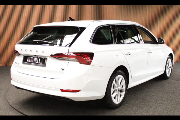 Škoda Octavia Combi 1.4 TSI iV PHEV HUD Leder Memory Camera ACC Stuurverwarming Ambient Keyless Virtual