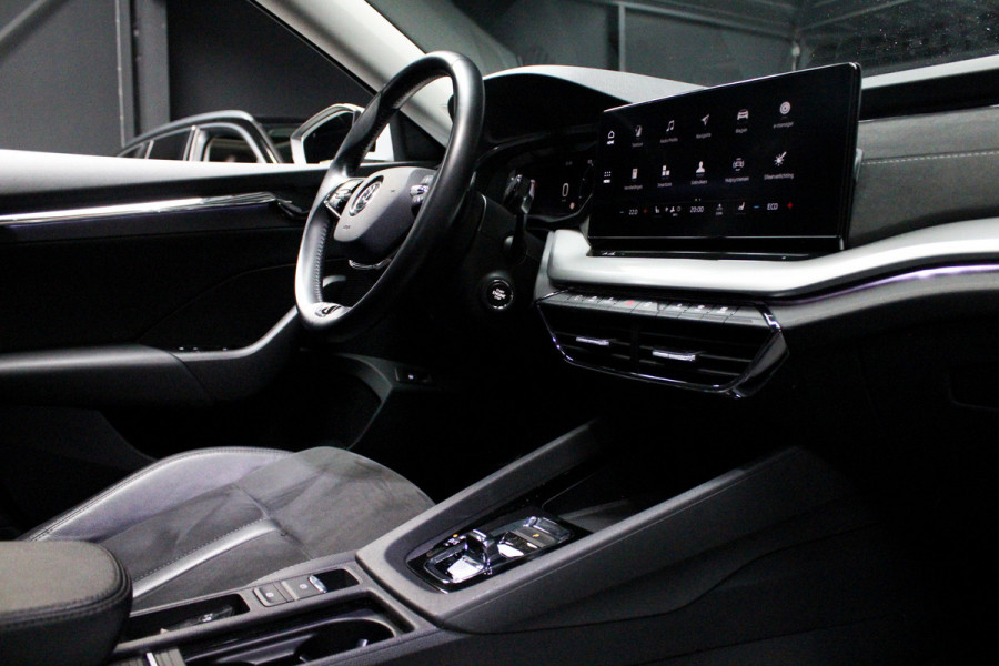 Škoda Octavia Combi 1.4 TSI iV PHEV HUD Leder Memory Camera ACC Stuurverwarming Ambient Keyless Virtual