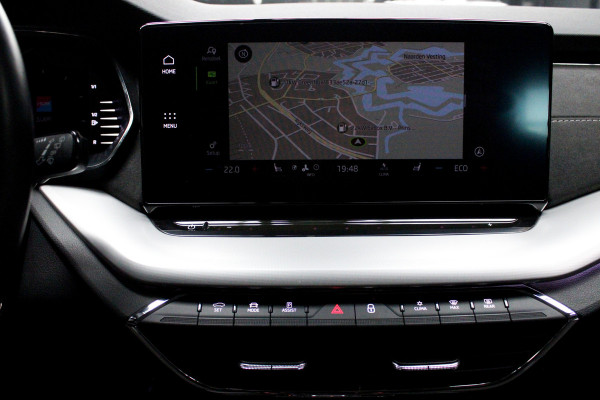 Škoda Octavia Combi 1.4 TSI iV PHEV HUD Leder Memory Camera ACC Stuurverwarming Ambient Keyless Virtual