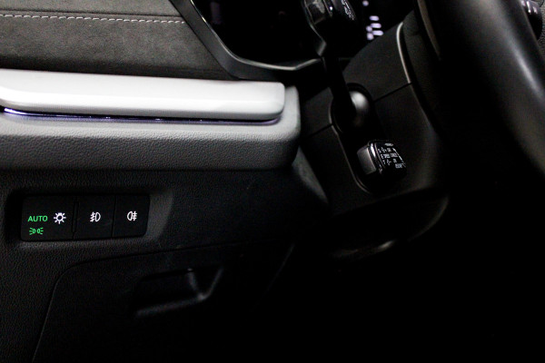 Škoda Octavia Combi 1.4 TSI iV PHEV HUD Leder Memory Camera ACC Stuurverwarming Ambient Keyless Virtual